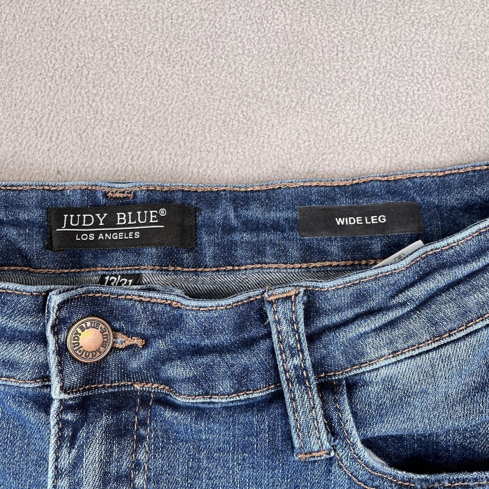 Judy Blue Jeans Womens 13 31 Blue Wide Leg Frayed Raw Hem Denim High Rise - Picture 3 of 9
